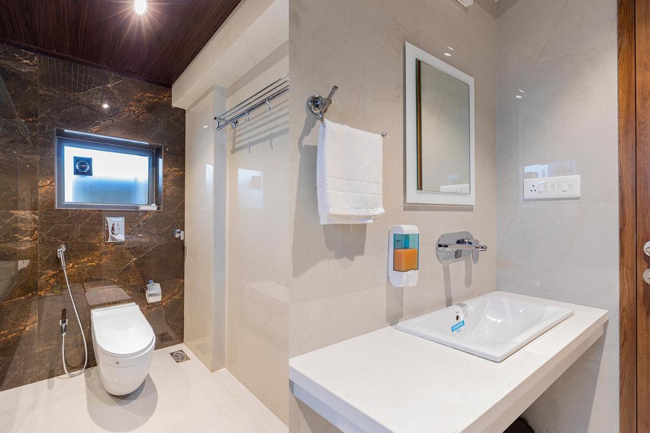 Hotel Seven Oaks Navi Mumbai Eksteriør bilde